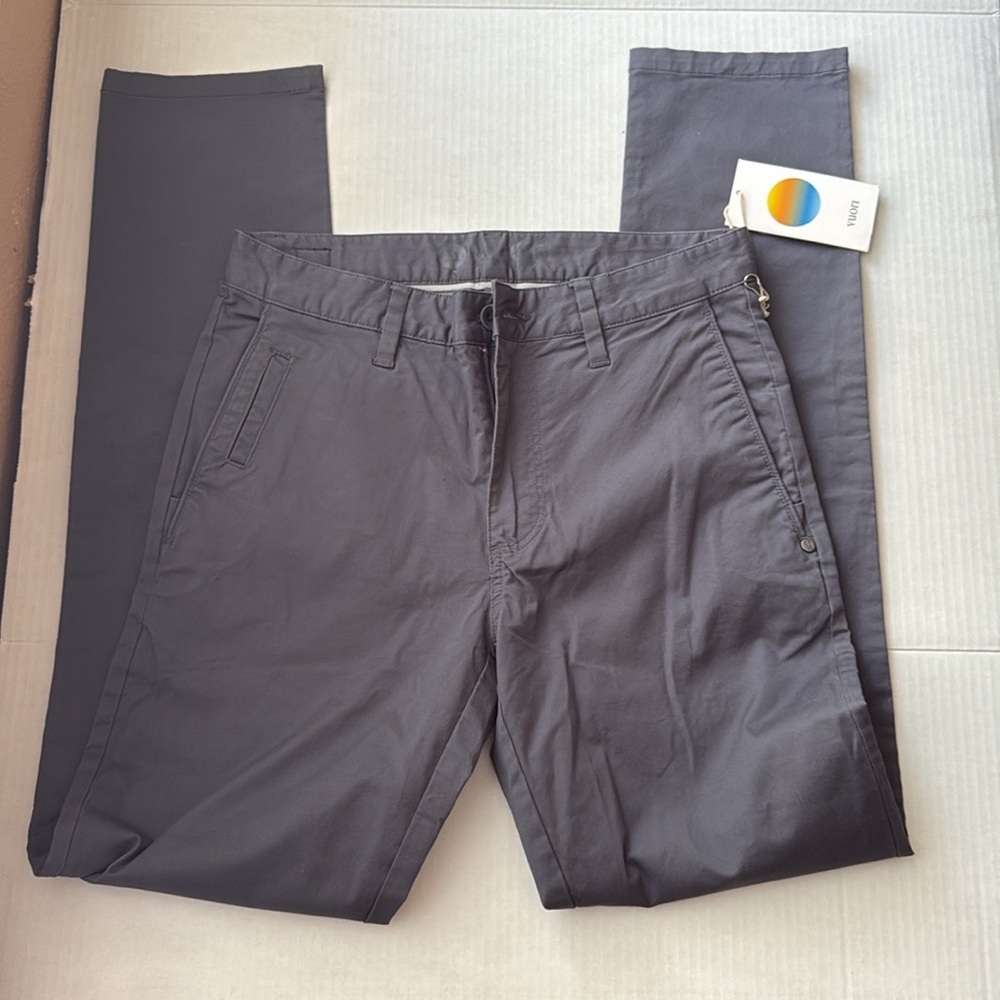 Vuori Men's Charcoal Chinos